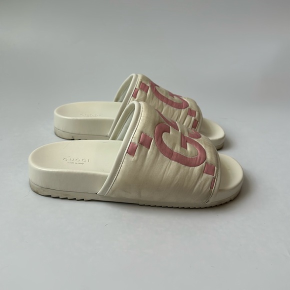 Gucci Maxi GG Slides - Picture 1 of 5